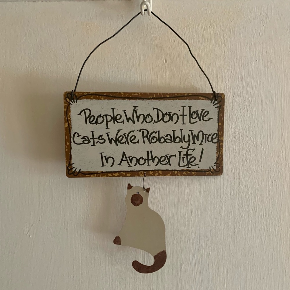 Kitty Sign